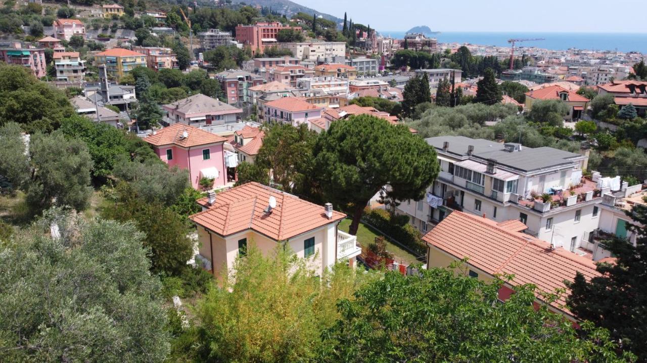 Holiday Rooms La Campagnetta Alassio Esterno foto